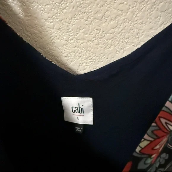 Cabi Flirt V Neck Tank Floral Print Sz Large #5224 - Picture 5 of 10